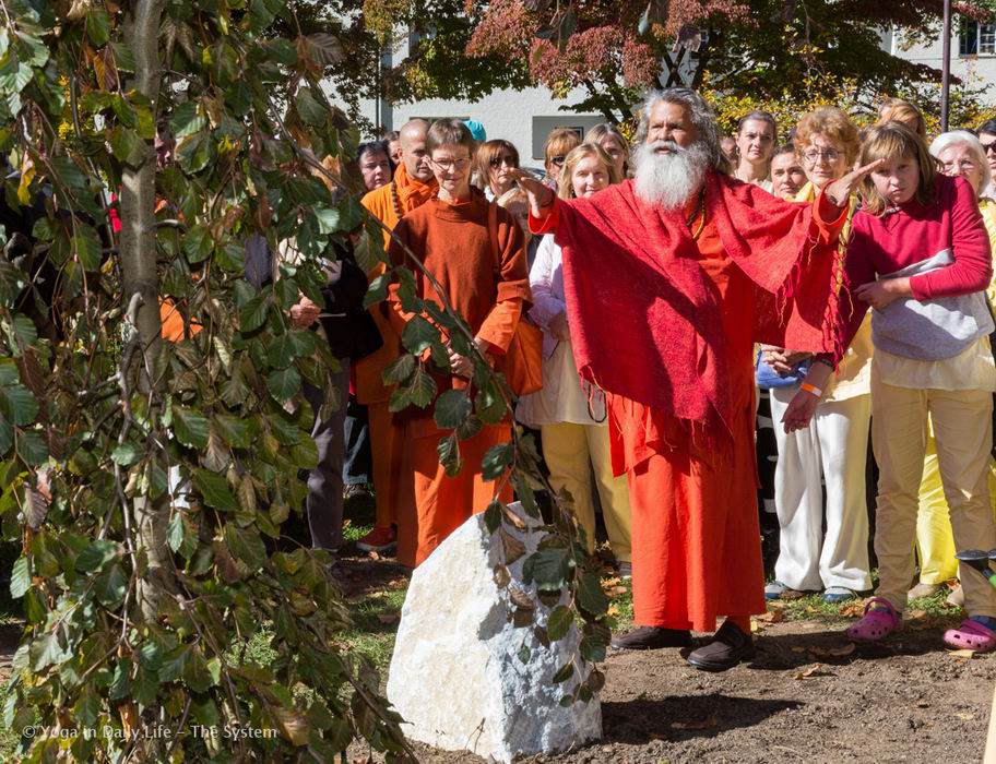 Vishwaguruji planted the third World Peace Tree in Carinthia, Austria